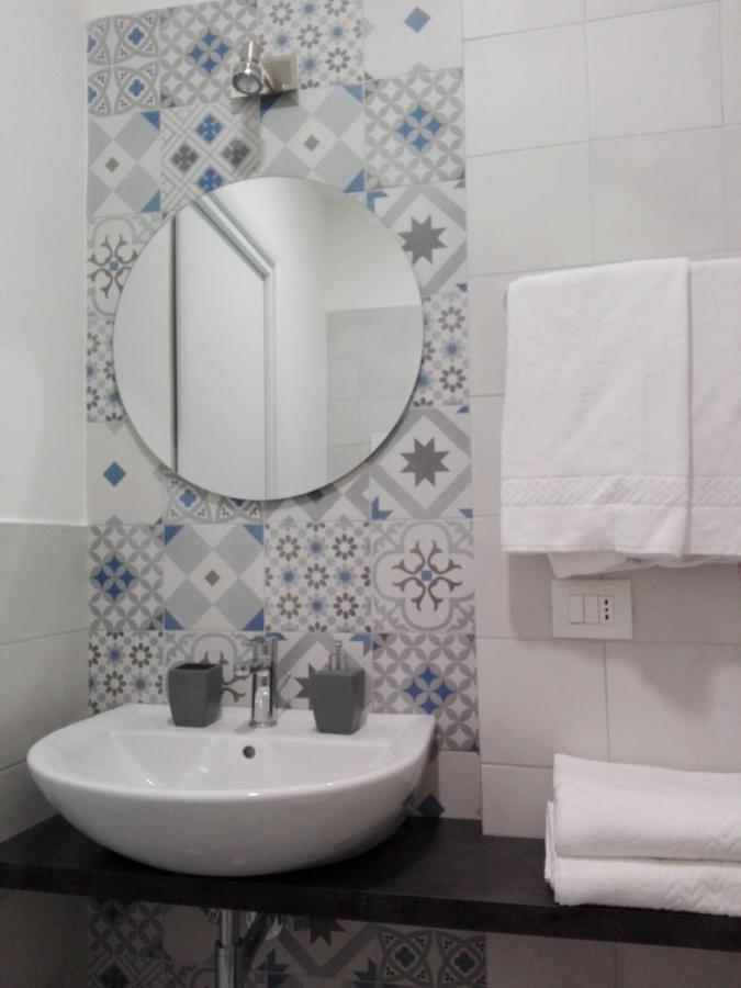 Domus Crescenzio - Guest House Ρώμη Δωμάτιο φωτογραφία