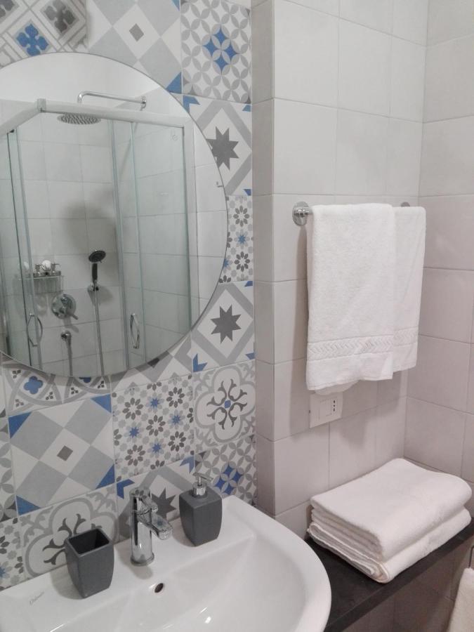 Domus Crescenzio - Guest House Ρώμη Δωμάτιο φωτογραφία