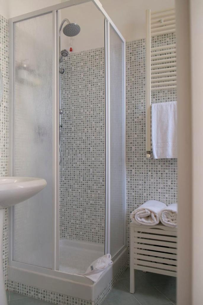 Domus Crescenzio - Guest House Ρώμη Εξωτερικό φωτογραφία