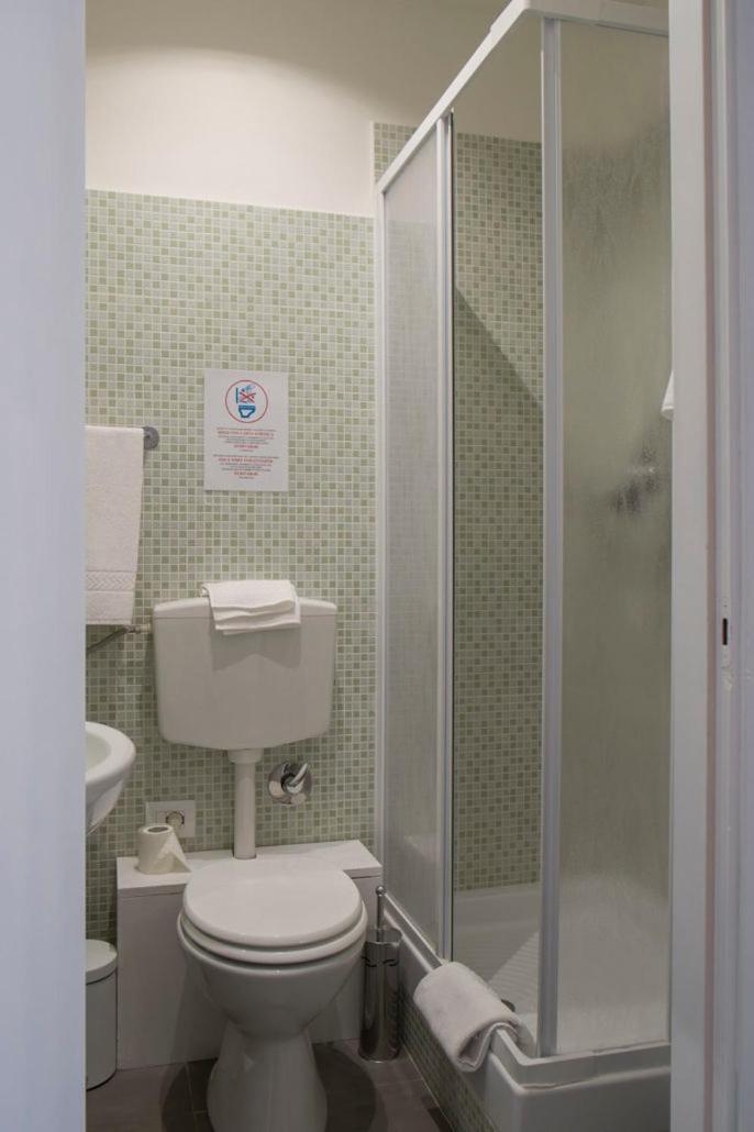 Domus Crescenzio - Guest House Ρώμη Εξωτερικό φωτογραφία